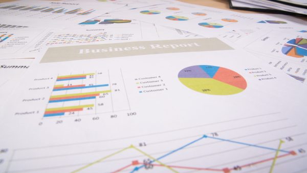How to Build a Marketing Report That Drives Decisions